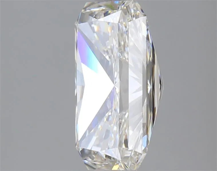 2.77 Carats RADIANT Diamond