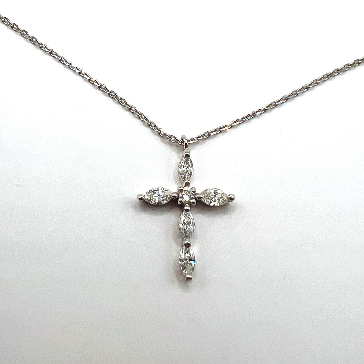 "Alison" 18k White Gold Necklace with Cross Pendant
