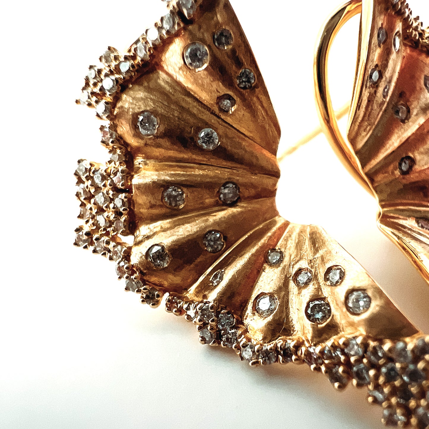 CLARTÉ - "Celine" 14k Yellow Gold Diamond Butterfly Earring