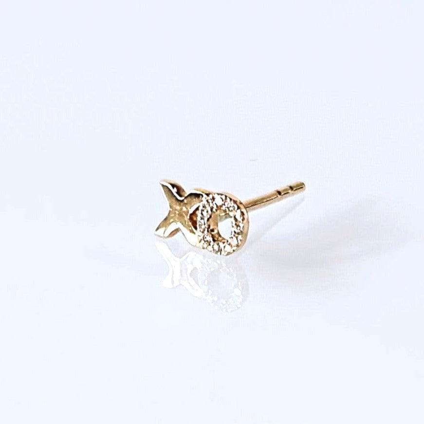 FUSE by Roset - 10K Gold Diamond Studs Hugs & Kisses "XO, ROSET"