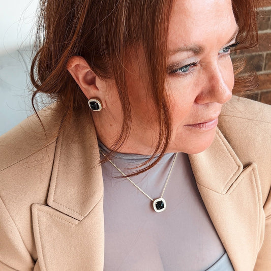 CLARTÉ - "Estelle" 14k Yellow Gold Cushion Earrings Clarté