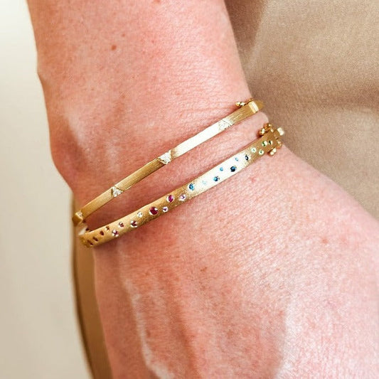 DILAMANI - Diamond Triangle Bangle Bracelet Dilamani