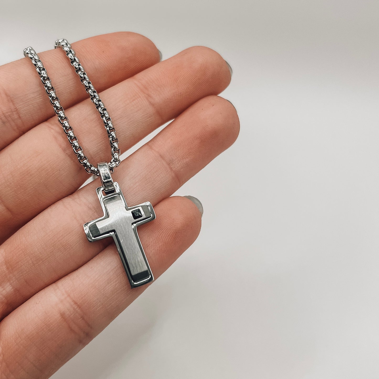 Josef Elias - MSPH1026-STW Chain with Cross Pendant