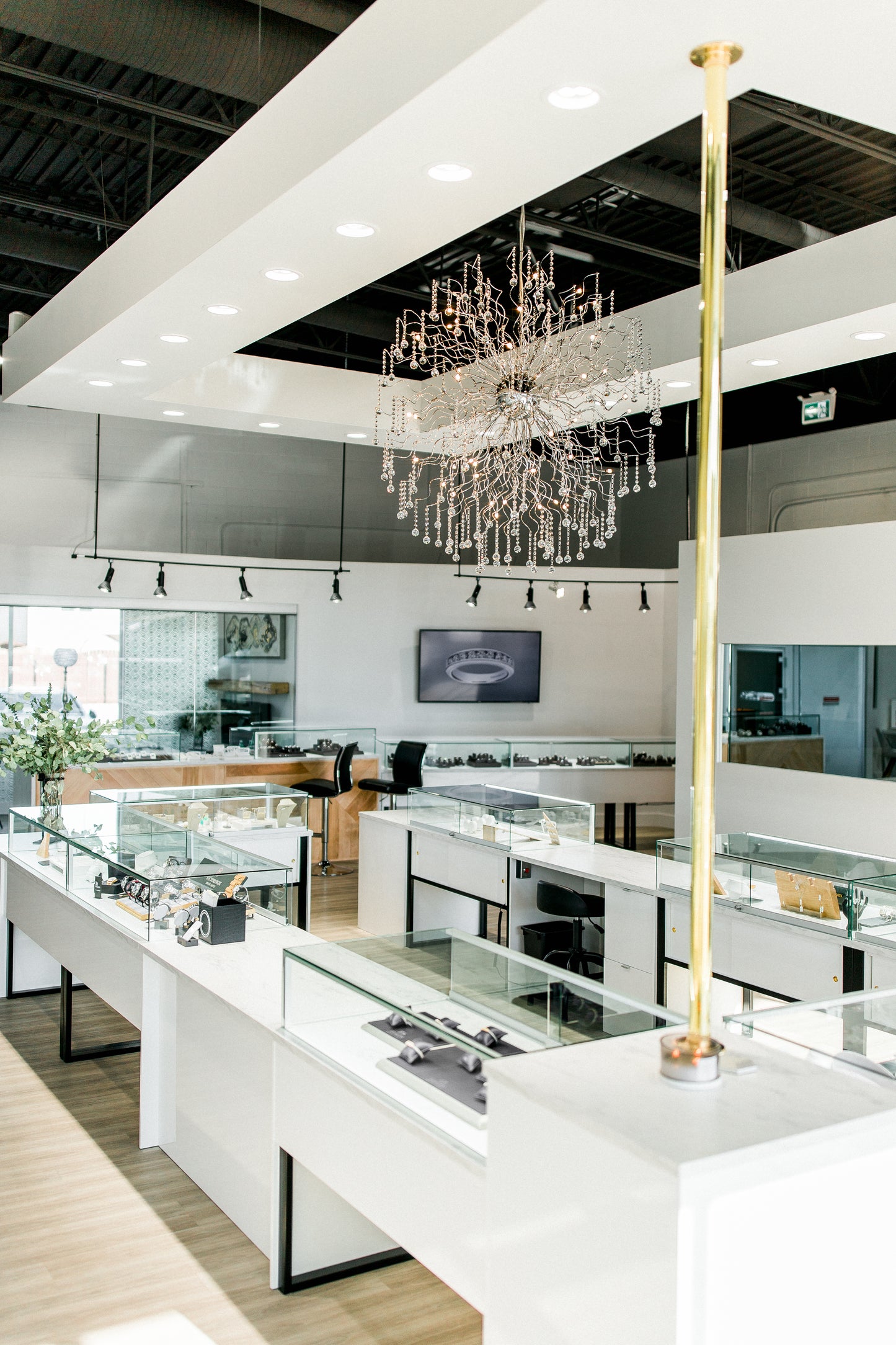 In-Store Appointment / Consultation