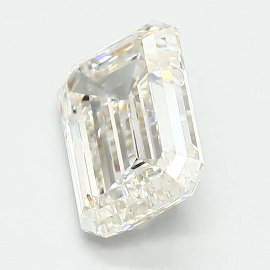 2.61 Carats EMERALD Diamond