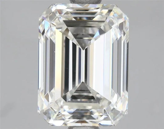 2.5 Carats EMERALD Diamond