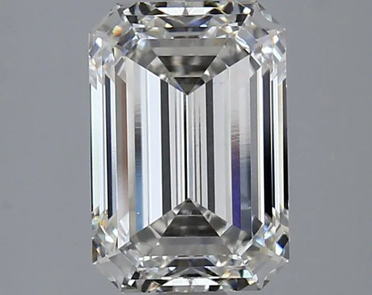 2.66 Carats EMERALD Diamond