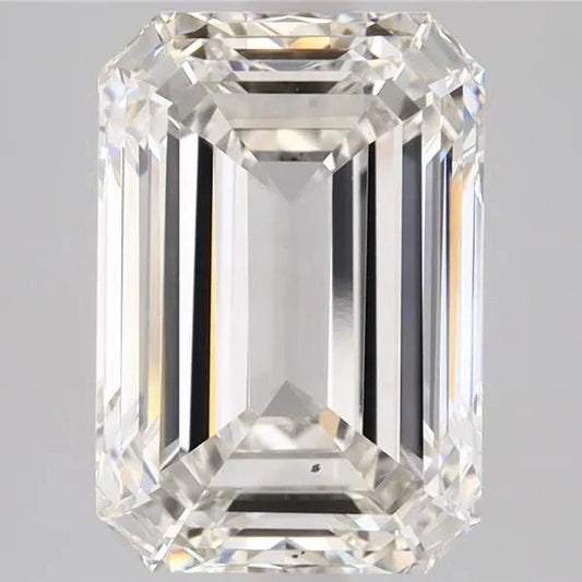 3.89 Carats EMERALD Diamond