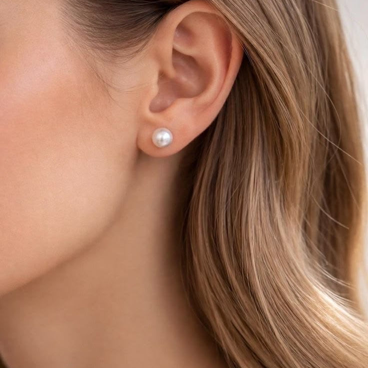 Pearl Studs 14K 5.5mm