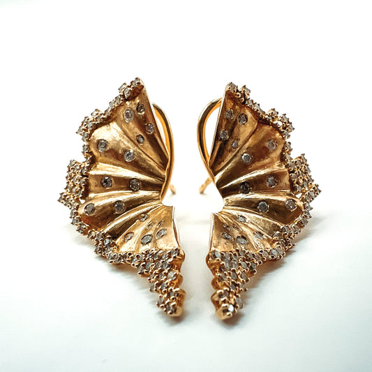 CLARTÉ - "Celine" 14k Yellow Gold Diamond Butterfly Earring