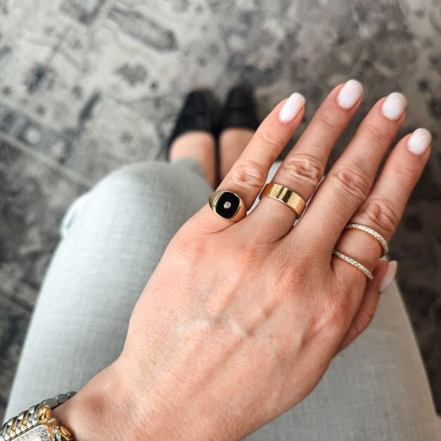 Signet - Black Onyx Ring