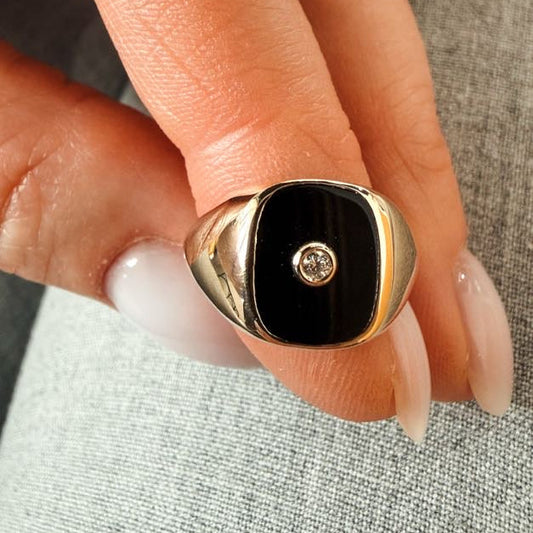 FLICA - Black Onyx Signet Ring