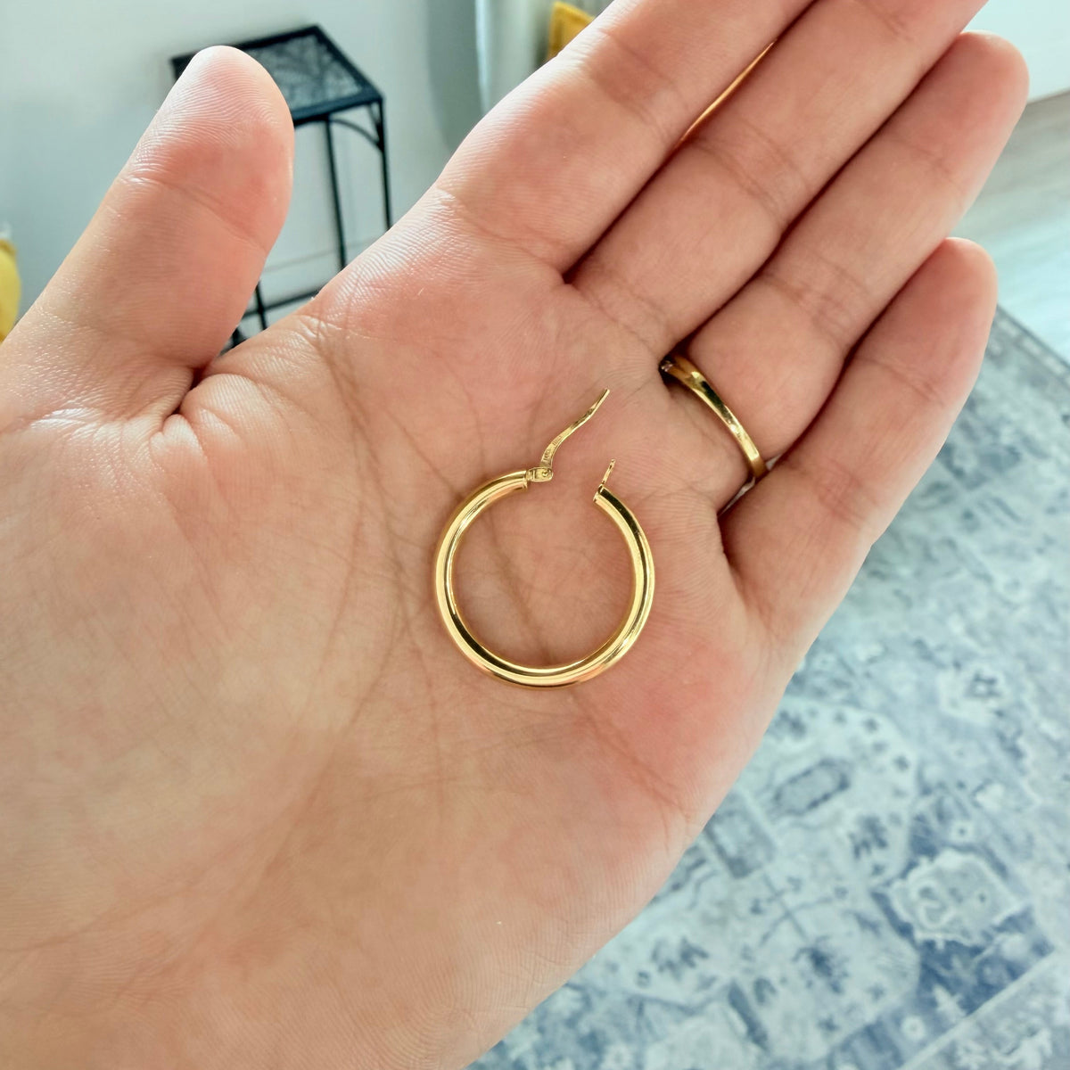 Roset Gold Label "Aurelia" 14K Gold Hoop Earrings