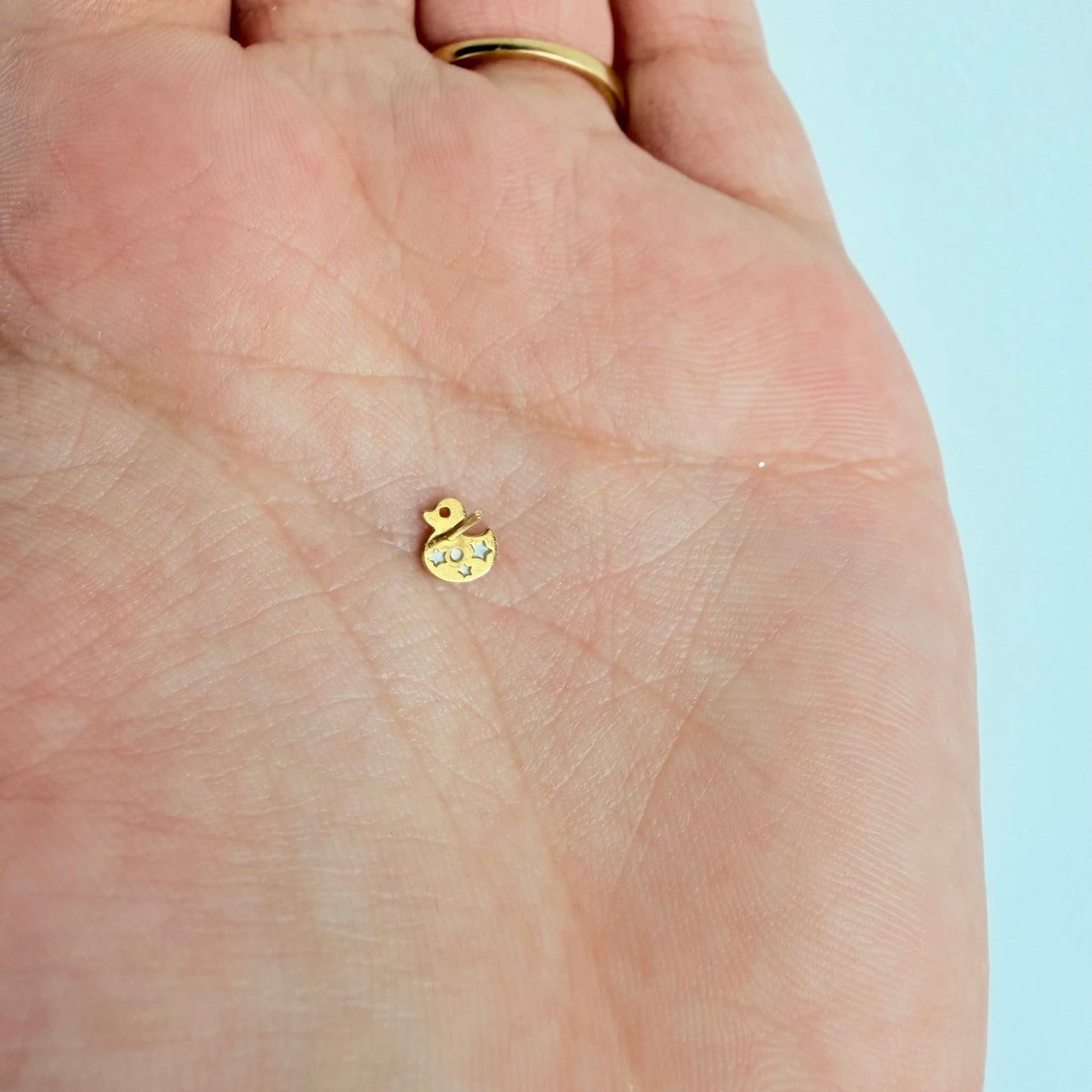 "Ducky" 18k Yellow Gold Studs