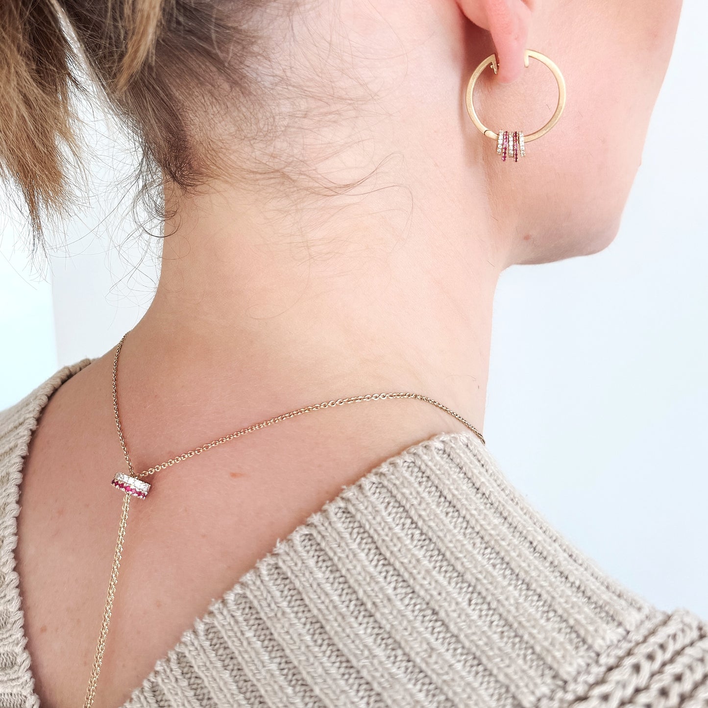 "Nyra" 14K Hoop Earrings
