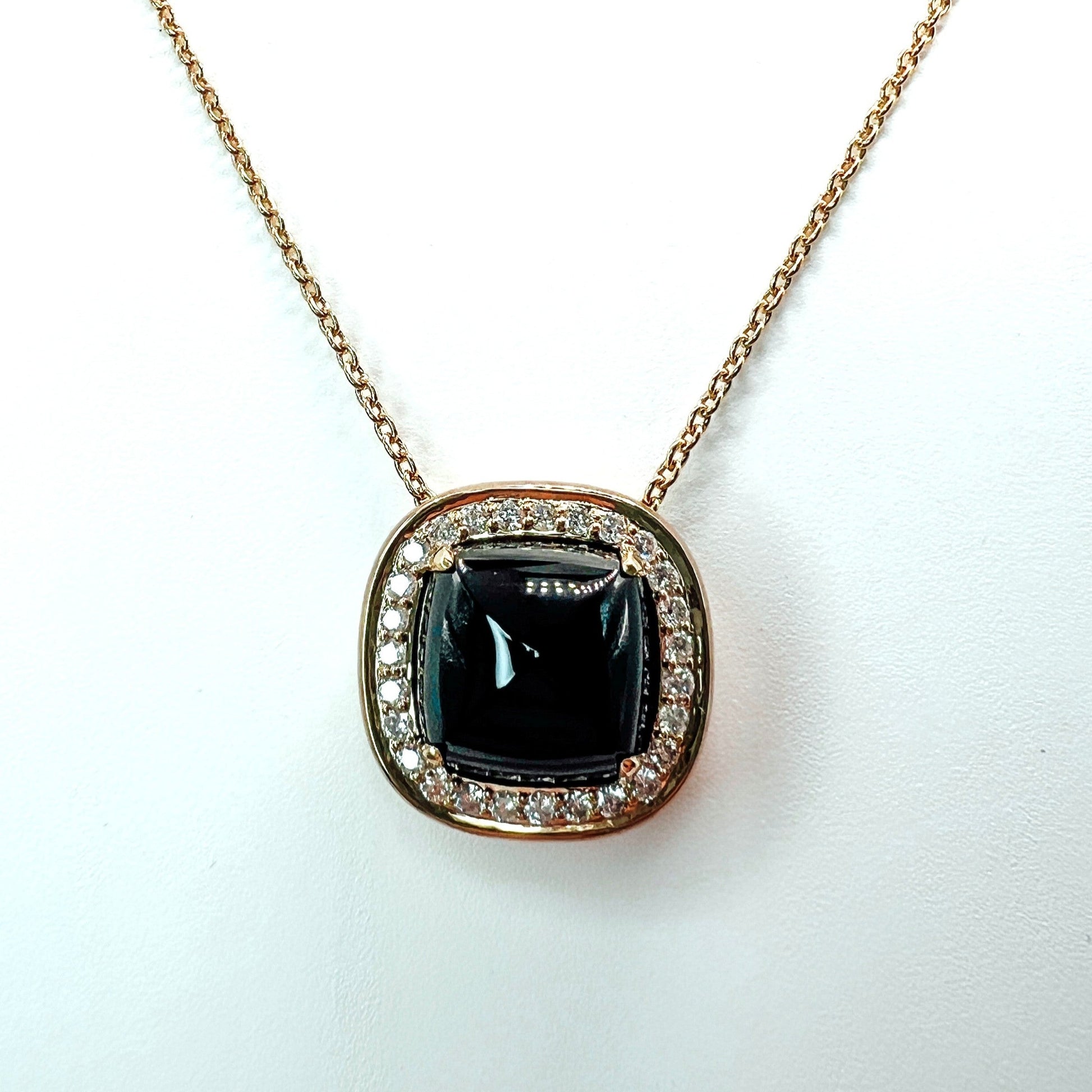 CLARTÉ - "Nedra" 14k Yellow Gold Cushion Pendant with Chain Clarté