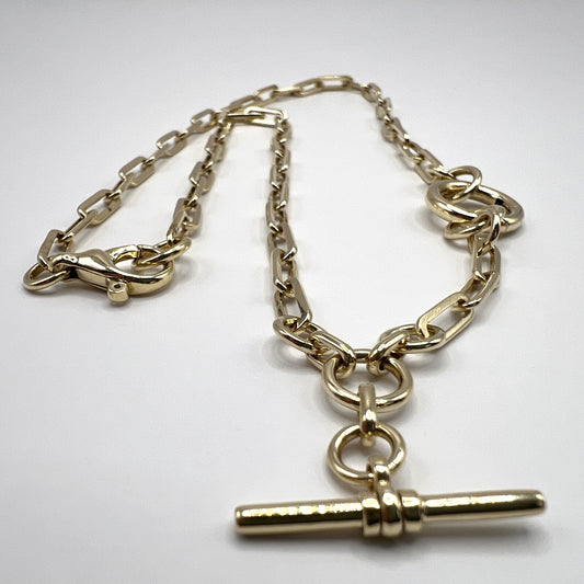 "Kylie" Paper Clip Bar Necklace in 14K Yellow Gold with Donut Pendant