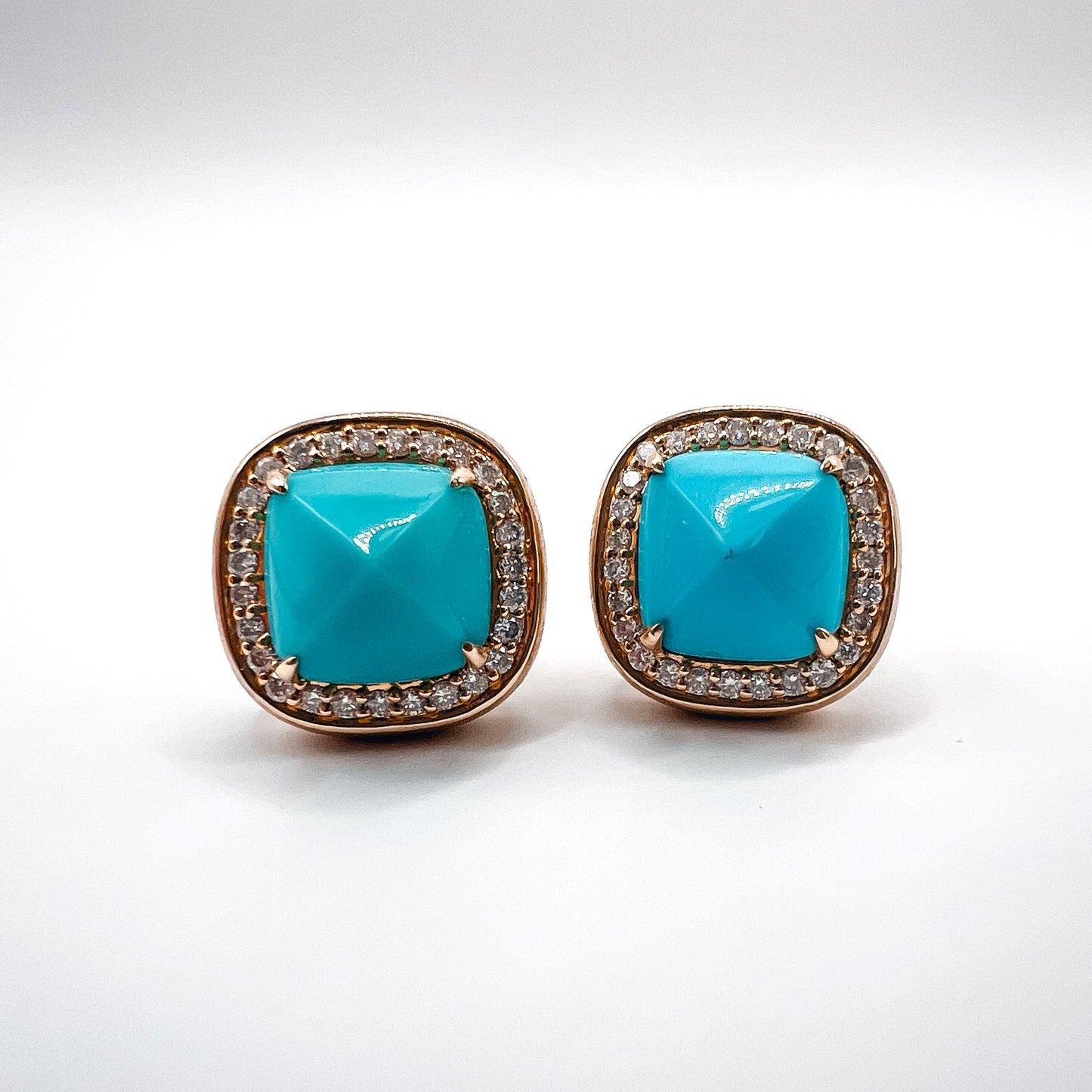 CLARTÉ - "Estelle" 14k Yellow Gold Cushion Earrings