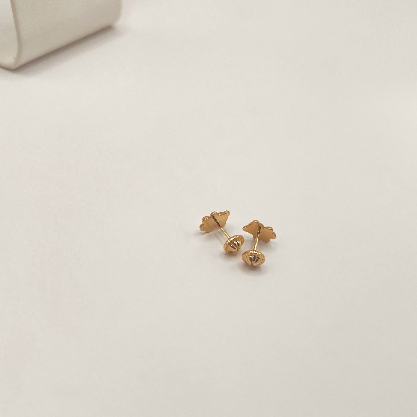 "Teddy" 18k Yellow Gold Studs