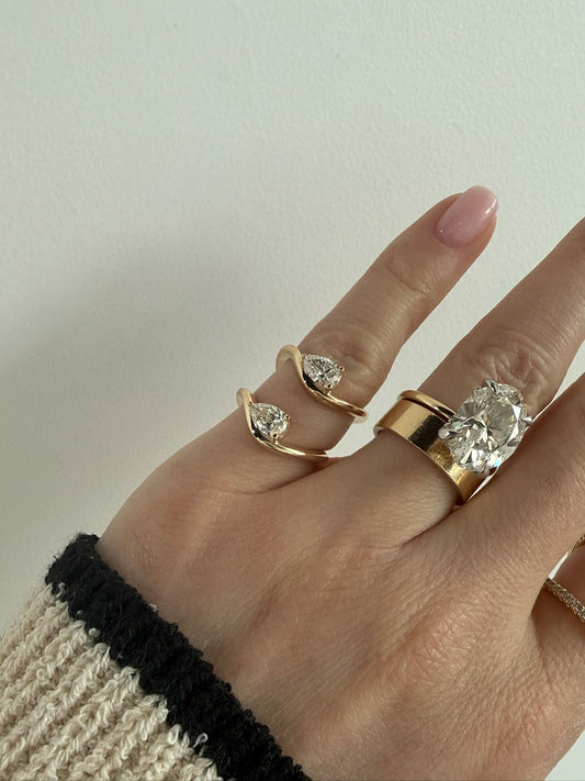 FLICA - Pear Lab Diamond 10K Gold Ring
