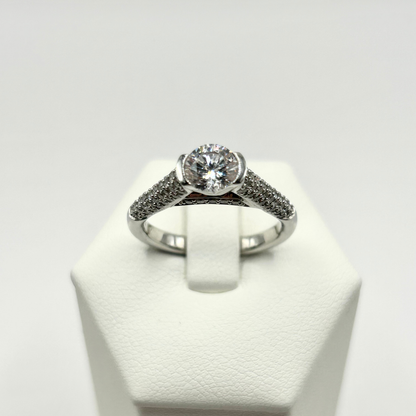 Roset 18K Gold Engagement Ring