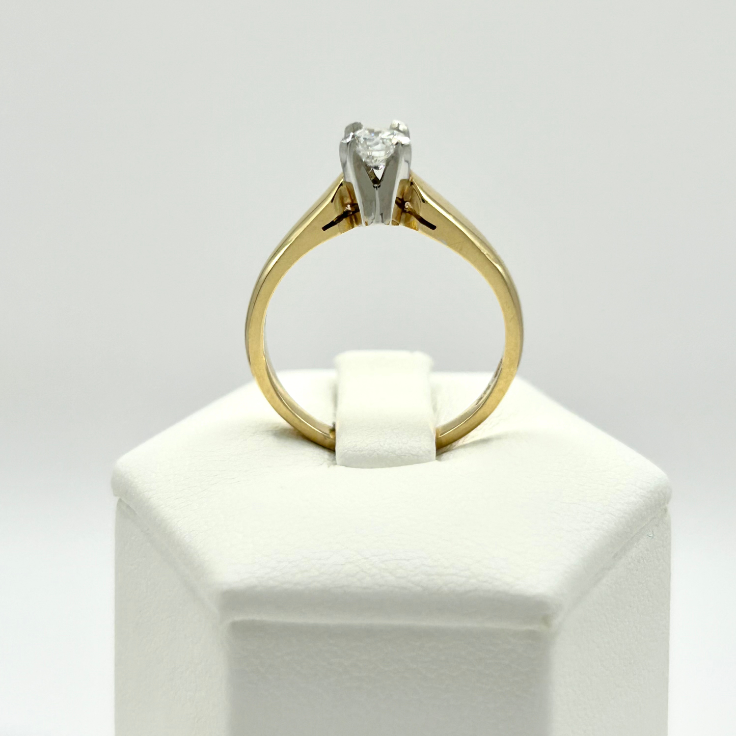 Roset 14K Gold Solitaire Diamond Ring