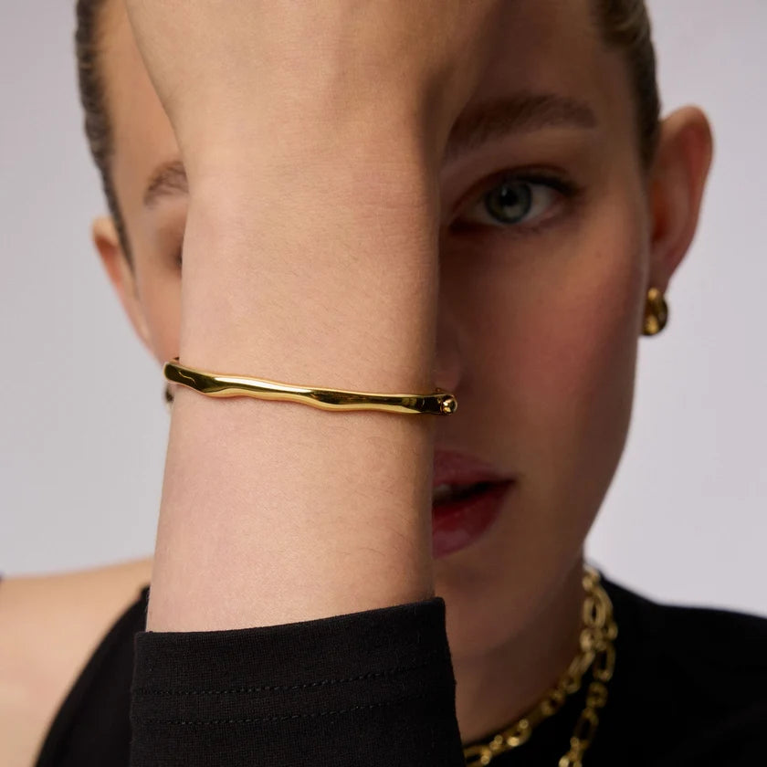 H&B Wave Cuff Bracelet